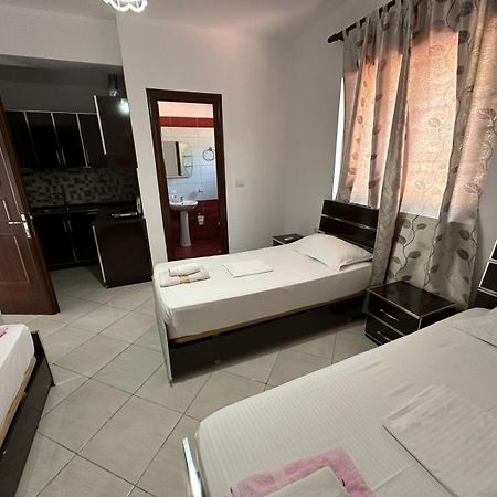 Esmeralda Hotel & Restaurant كساميل المظهر الخارجي الصورة
