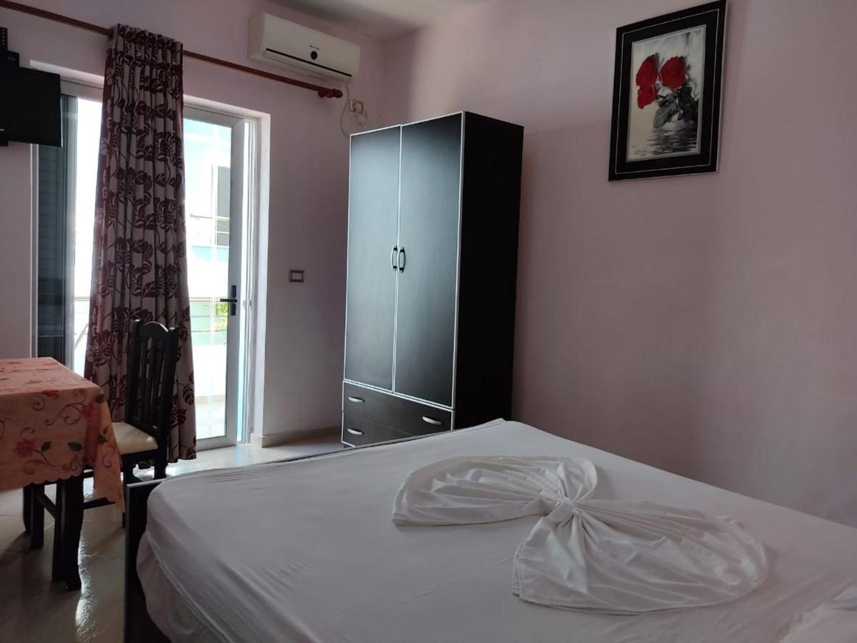 Esmeralda Hotel & Restaurant كساميل المظهر الخارجي الصورة