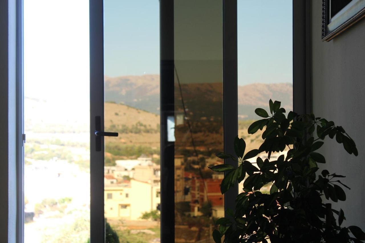 Esmeralda Hotel & Restaurant كساميل المظهر الخارجي الصورة