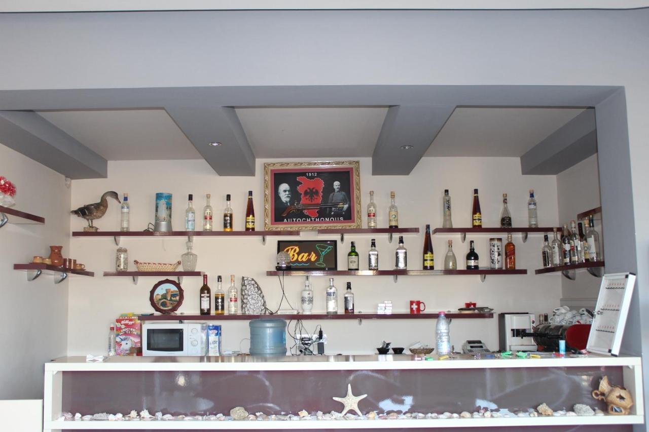 Esmeralda Hotel & Restaurant كساميل المظهر الخارجي الصورة