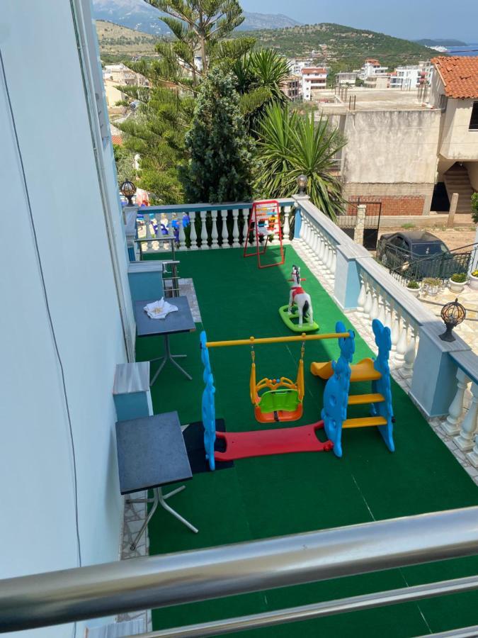 Esmeralda Hotel & Restaurant كساميل المظهر الخارجي الصورة