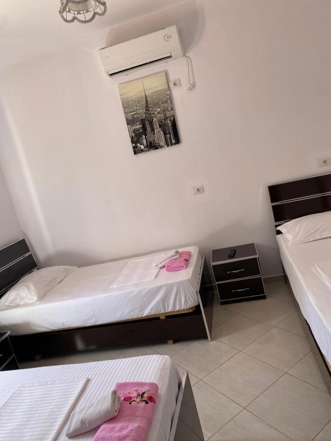 Esmeralda Hotel & Restaurant كساميل المظهر الخارجي الصورة
