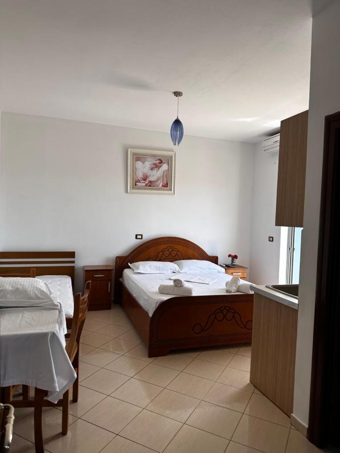Esmeralda Hotel & Restaurant كساميل المظهر الخارجي الصورة
